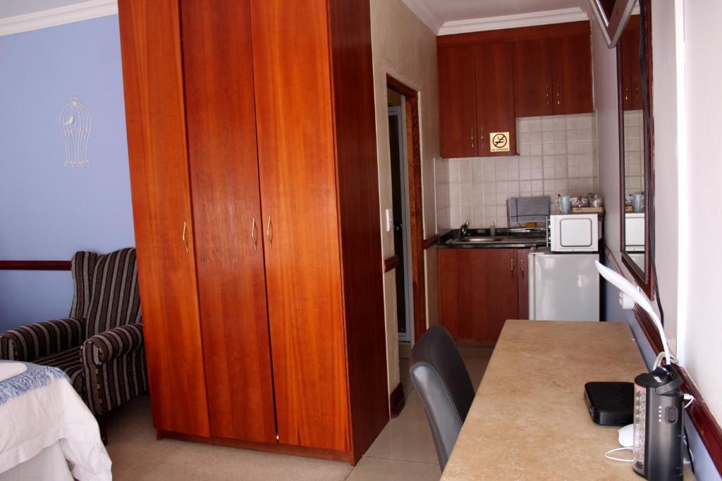 Prinshof Manor Guesthouse Pretoria-Noord Esterno foto